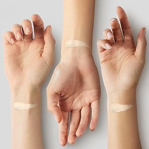 FV Waterproof Dewy Foundation with Natural Finish Nourishing Ivory 30g